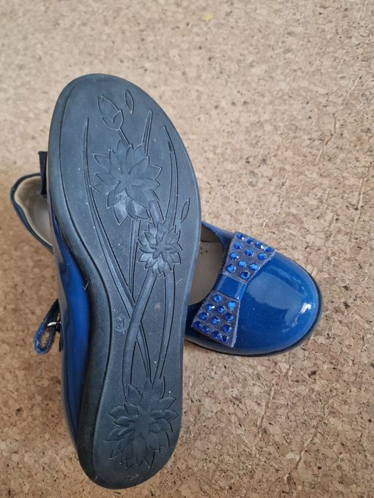 Детская обувь в прекрасном состоянии