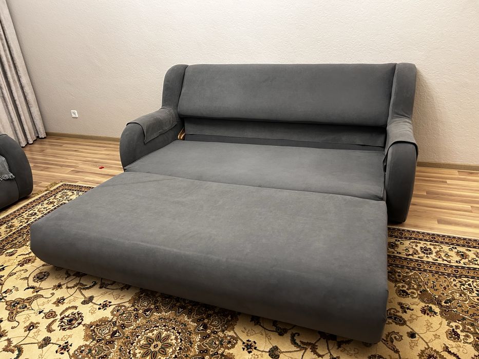 Продается Диван и кресла после реставрации