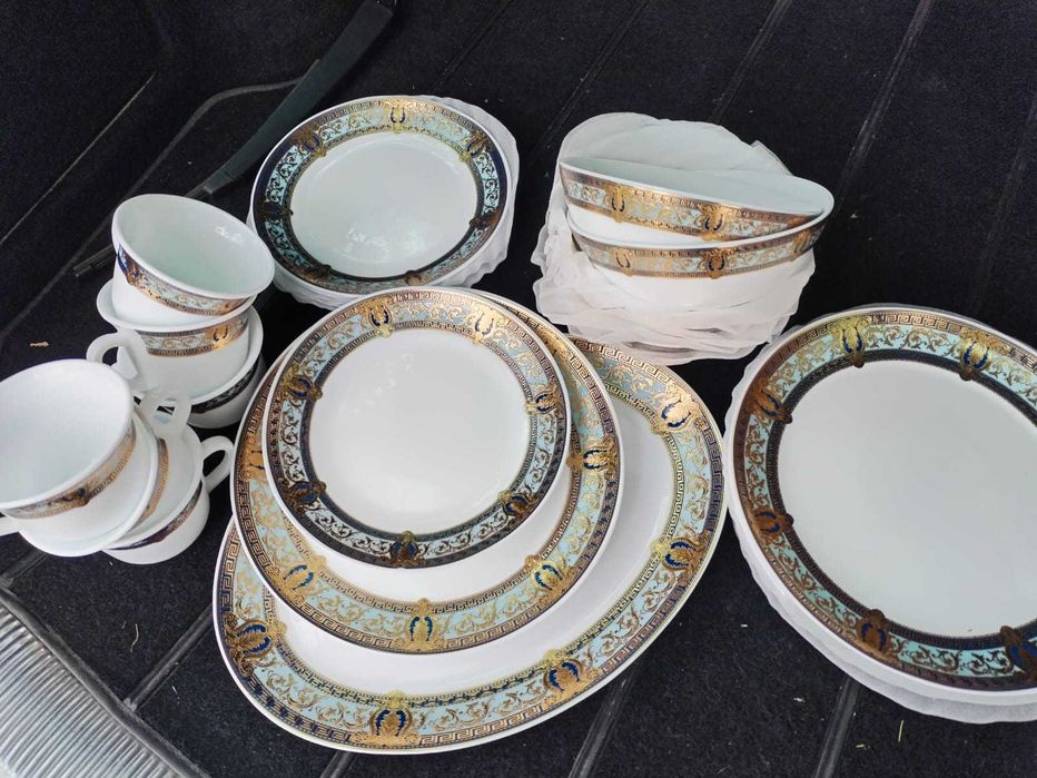 Set farfurii 24 piese