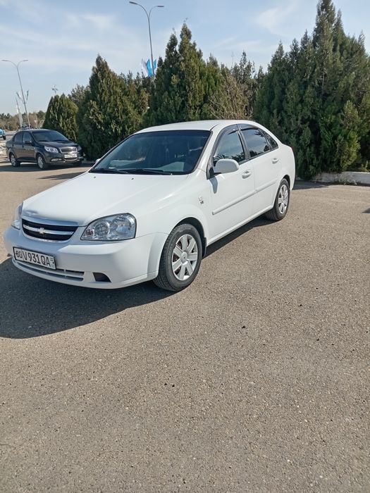 1.8 Lasseti sotiladi