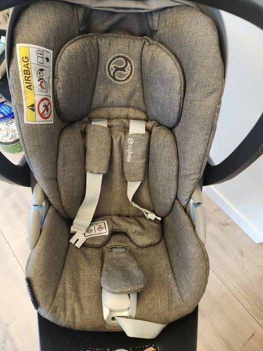 Baza 360* pentru scoica Cybex Platinum Cloud Z