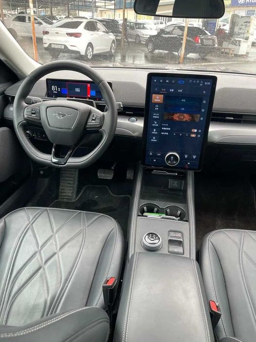 ford mustang pad zakaz