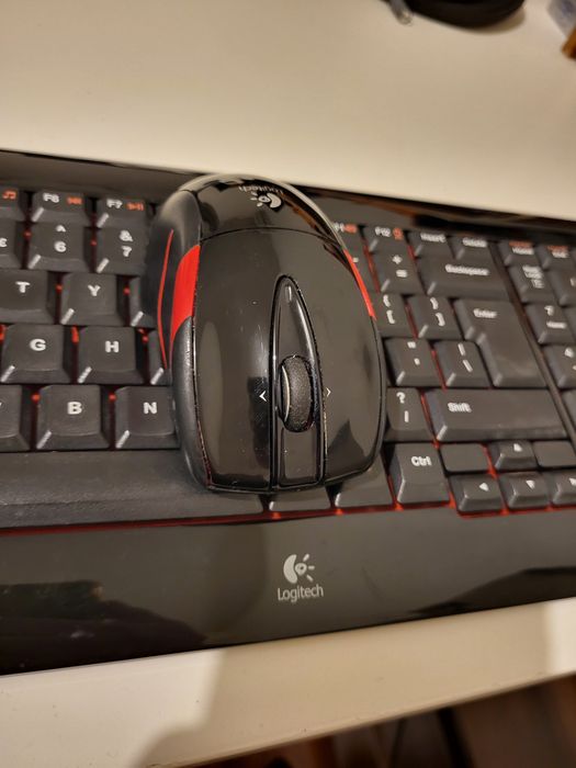kit logitech tastatura k340 cu mouse m525 + un reciver unifying
