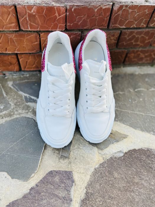 Adidasi Dama Alexander Mcquen marime 38