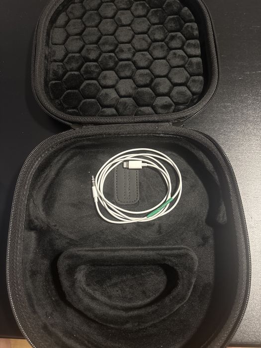 Airpods Max Gen 1 (lighning) + case + bureti originali