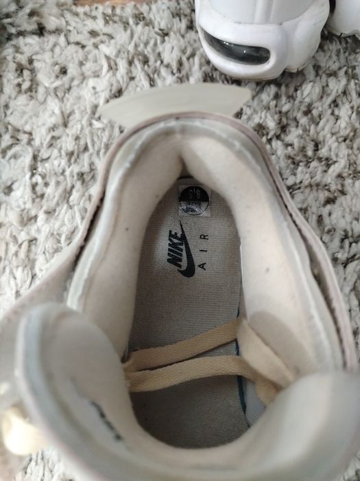 Vand pereche de Jordan 4 Off White marimea 40