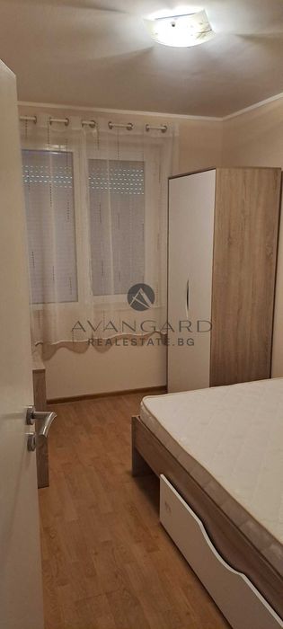 оф.25960 Тристаен реална квадратура/ Кючук Париж