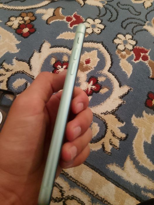Iphone 11. 128гб