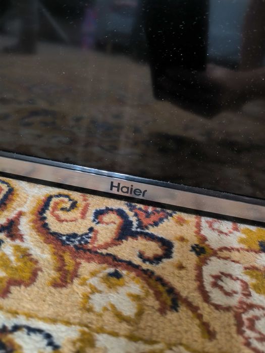 Телевизор Haier в рабочем состоянии