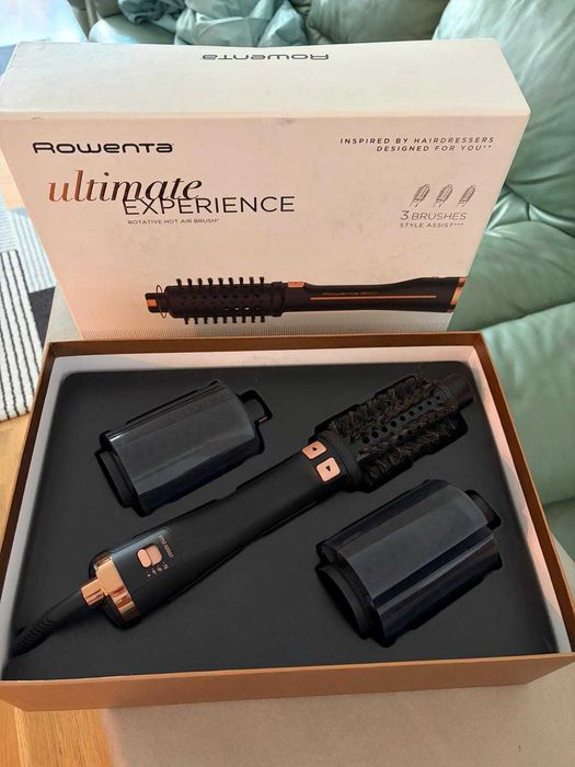 Peria rotativă cu aer cald Rowenta Ultimate Experience CF9620F0, 3 trepte temperatura, Funcția avansată Style Assist, Negru/ Auriu