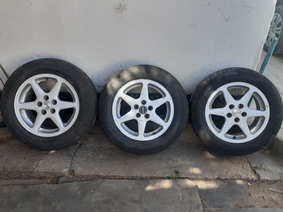 Продам шины диски в хорошем состоянии