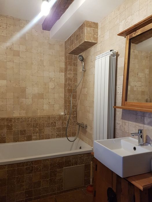 Se inchiriaza apartament 2 camere 100 mp