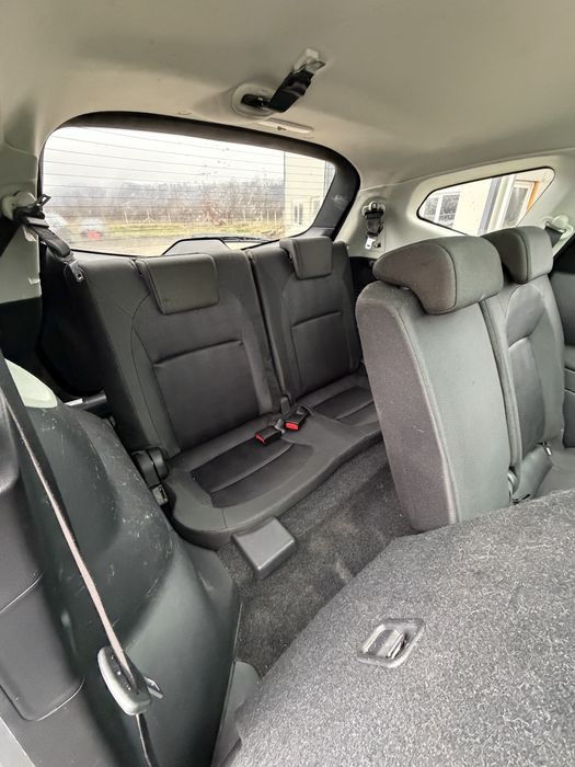 ** Nissan Qashqai +2 / 4x2 / 7 Locuri**