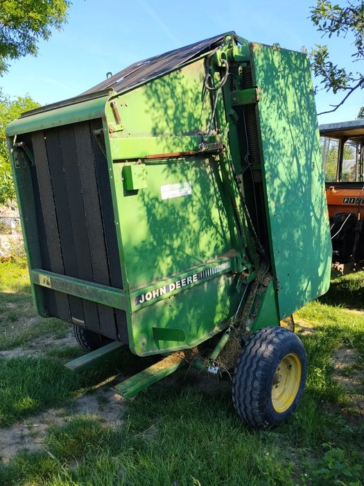 Presă balotat John Deere 550