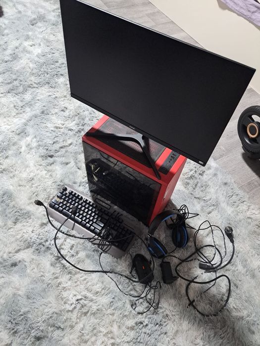 Компьютер средний игровой