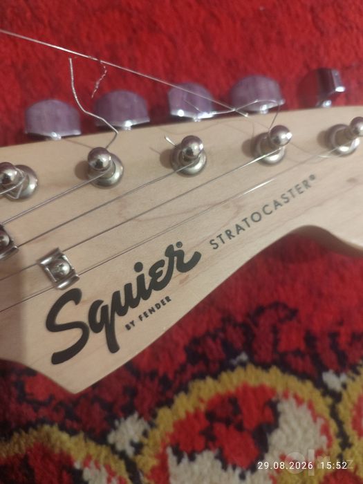 Squier Bullet Stratocaster SSS