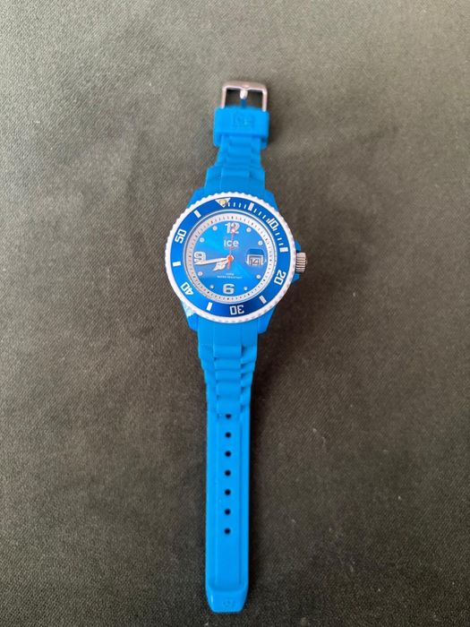 Часовник Ice Watch