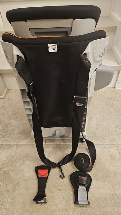 Scaun auto Isofix Britax Romer Advansafix III Black Marble 9-36 kg
