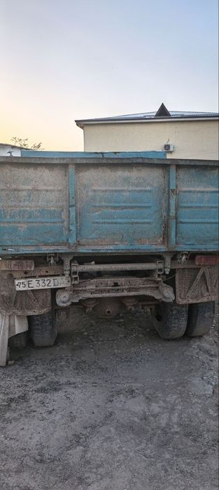 1986 yil Zil Samosval sotiladi. Xolati a'lo