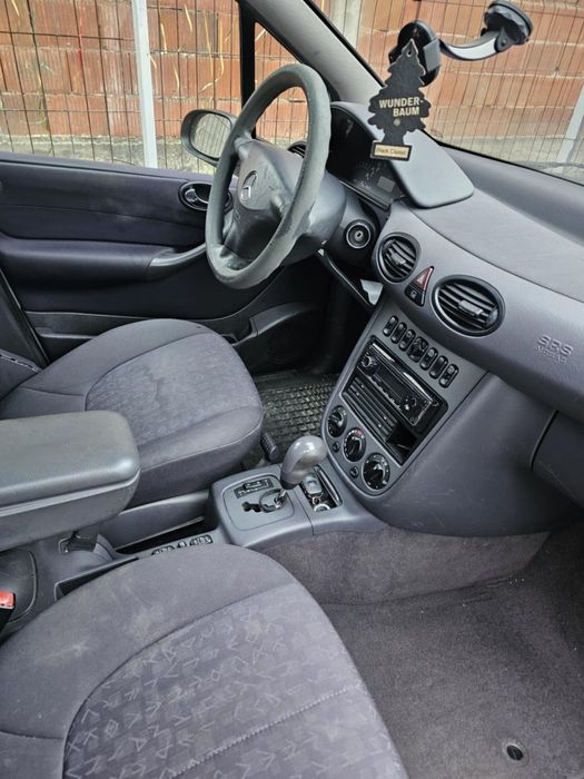 Mercedes A140 argintiu