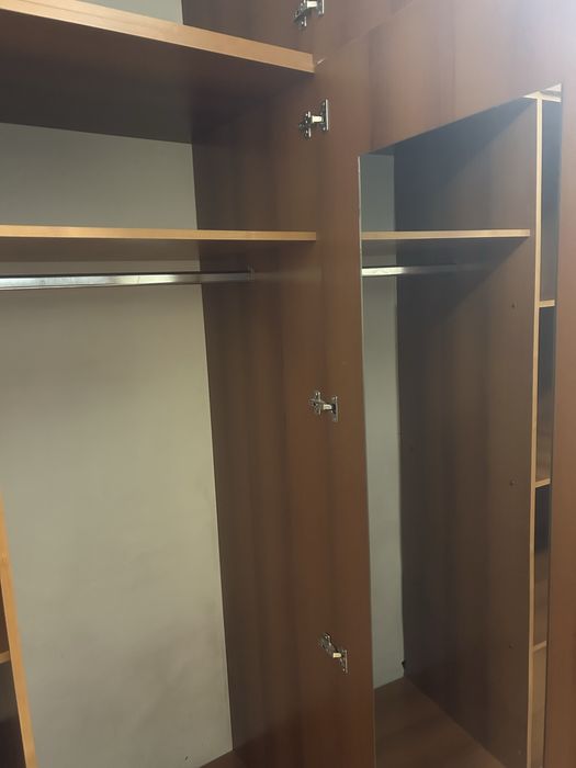 Шкаф для одежды б/у