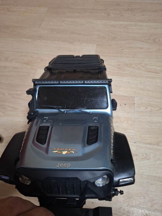 Прадавам два модела