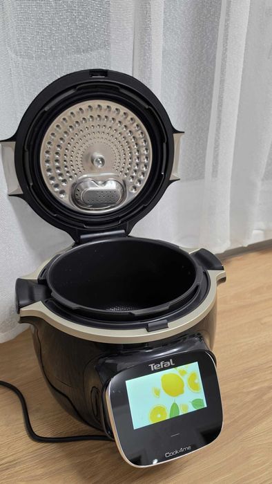 Multicooker inteligent cu gatire sub presiune Tefal Cook4me Touch CY912831, 1600W