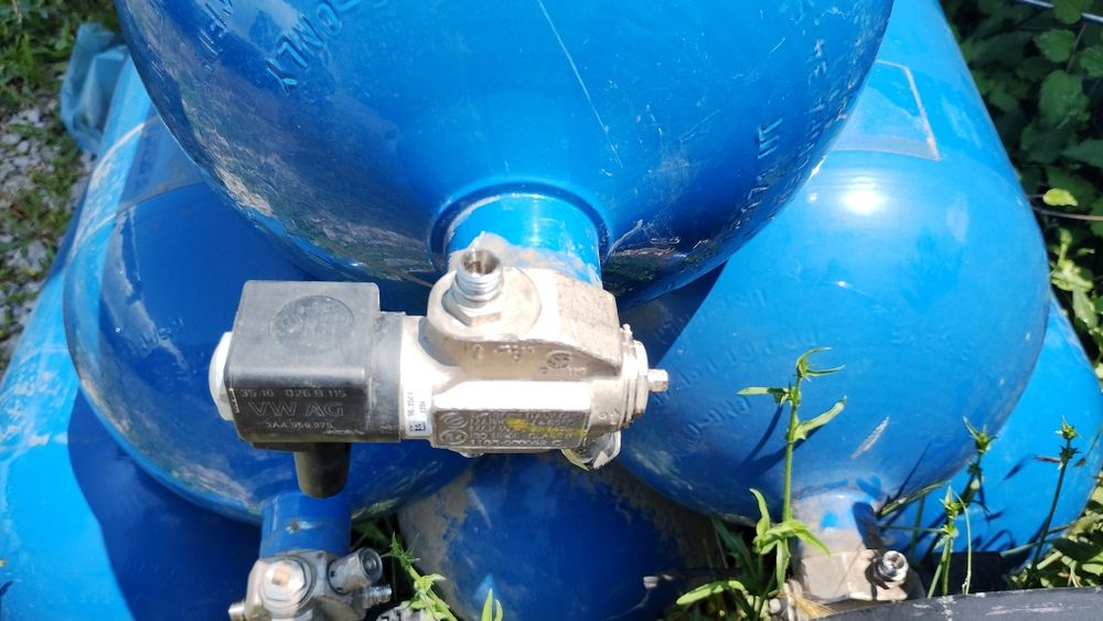 Метанови бутилки