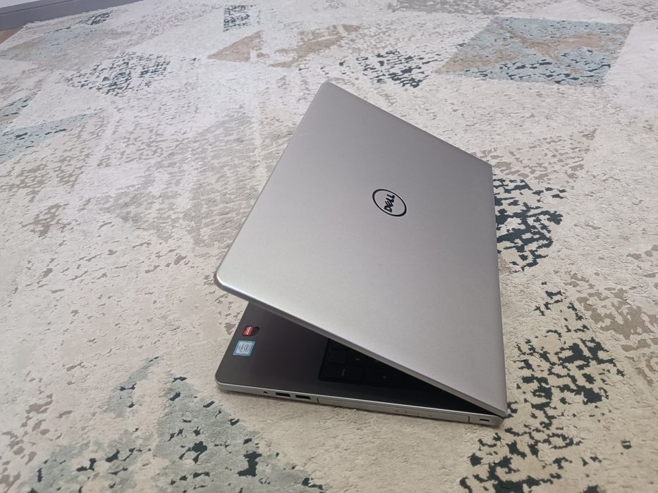 Мощный core i7, с SSD, Full HD ноутбук