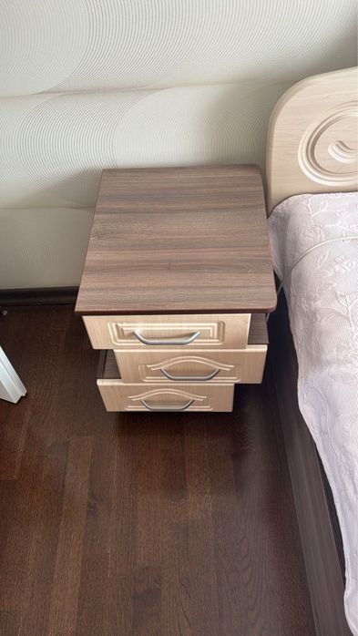 Кровать тумба туалетный столик