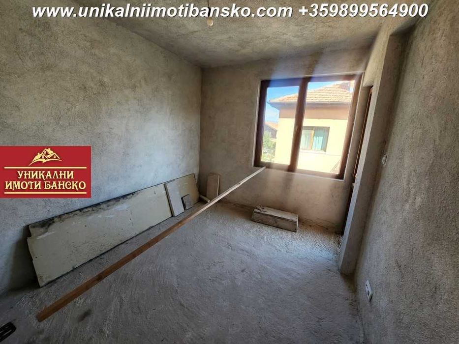 Продава се Къща в Банско - 400 кв.м за 688 €/кв.м - Снимка #1