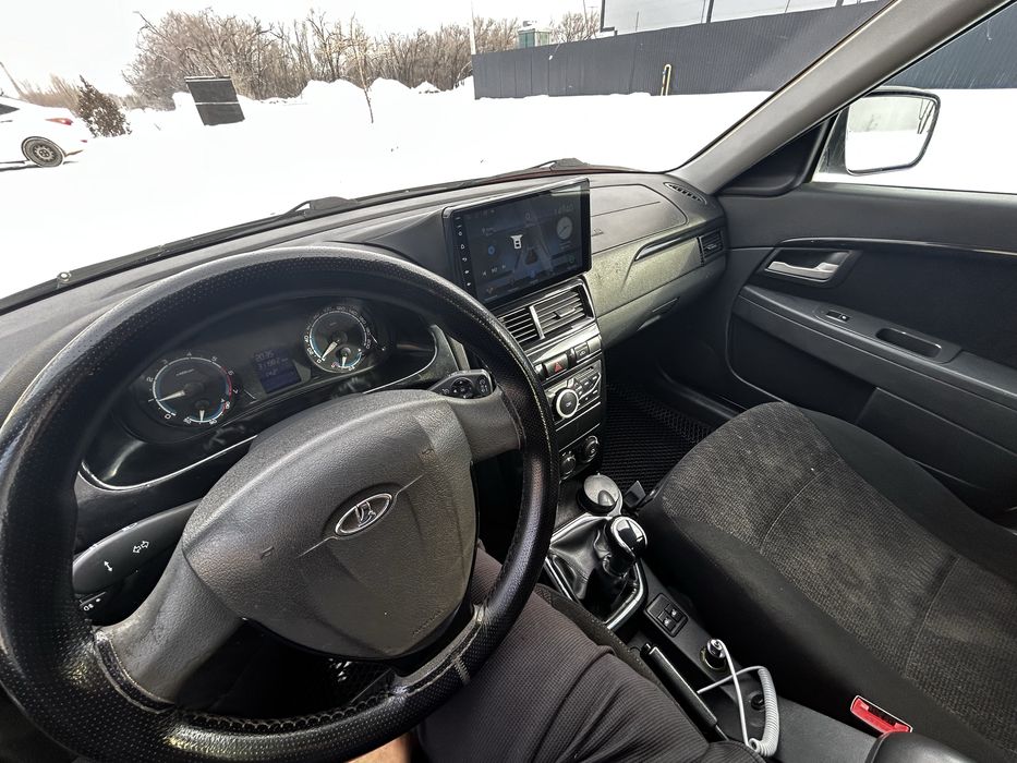 Продам приора 2 люкс в отличном состоянии,