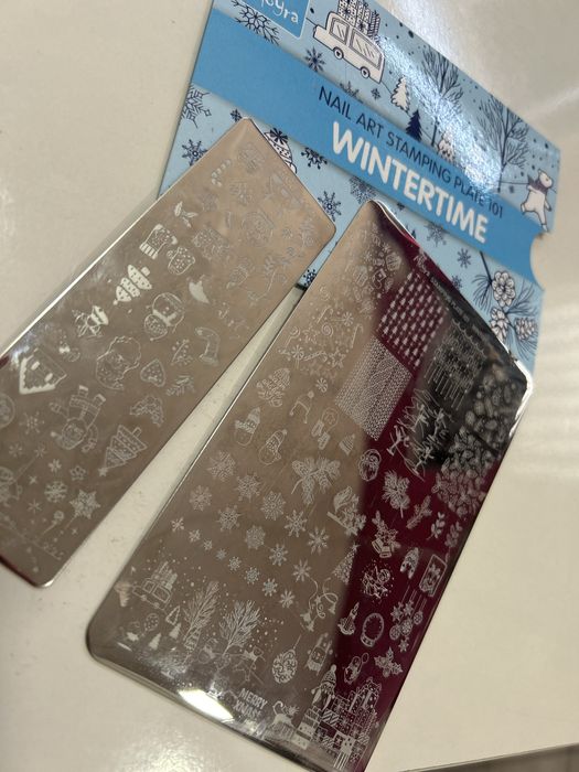 Moyra шаблони за нокти