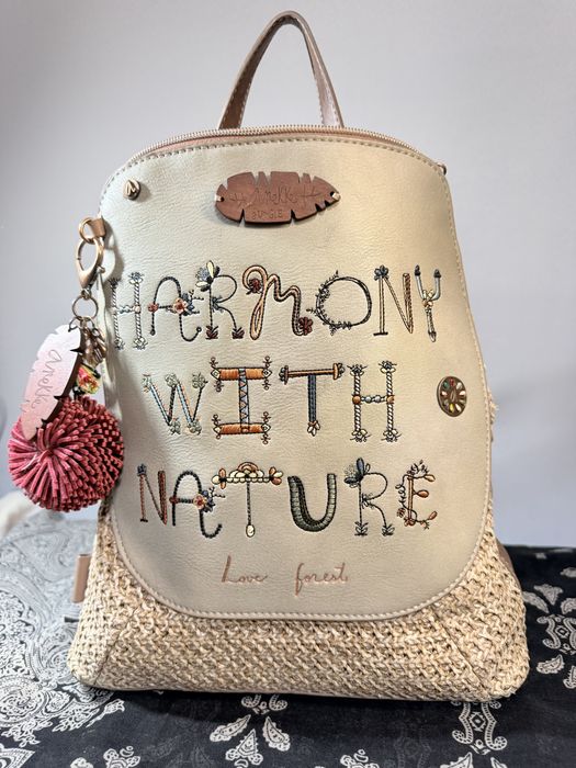 Раница Anekke за лятото