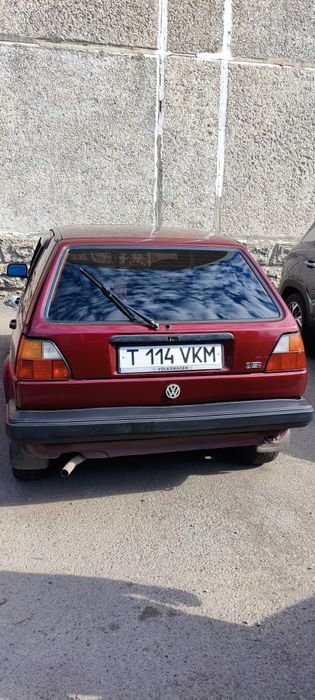 Продаем volkswagen golf 2 1990 года.