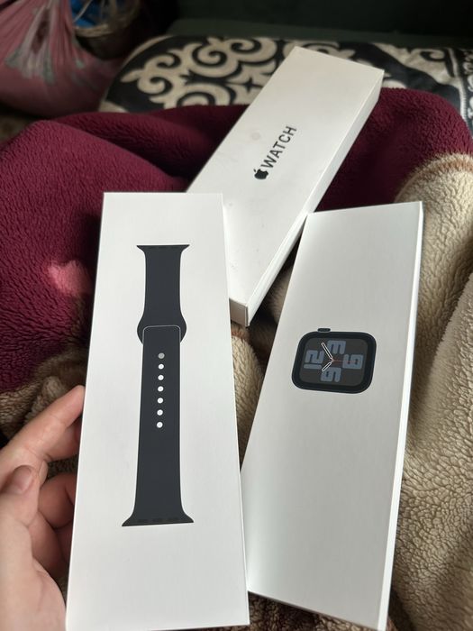 Apple watch SE 44 mm, 88 % емкость