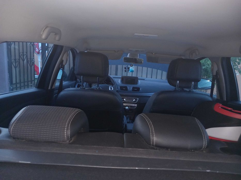 Vând Renault Megane GT _Line 1.9 diesel an 2011 masina este full