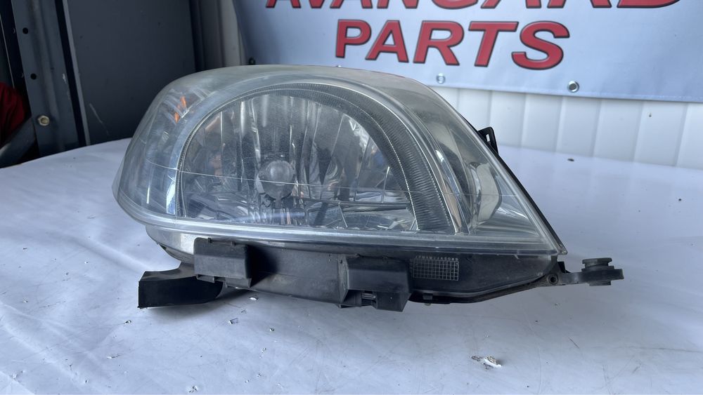 4 броя десен фар Fiat Fiorino,Citroen Nemo