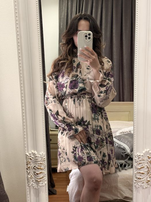 рокля Junona с флорален принт