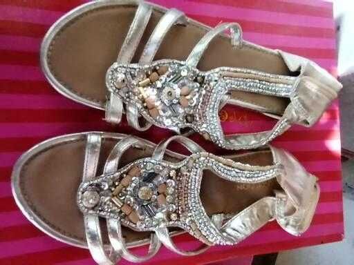 Босоножки на лето