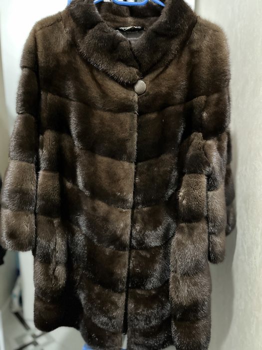 Продам норковую шубу