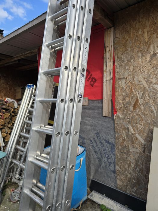 Scara aluminiu LYTE