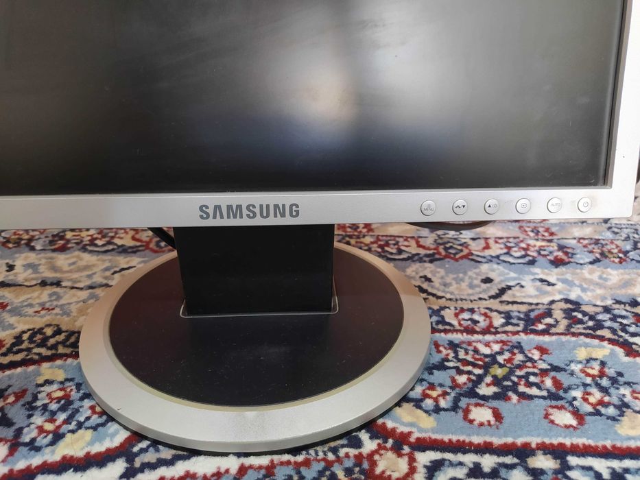 Срочно, 5 в 1! Компьютер + монитор от Samsung+мышь+клавиатура+ колонки