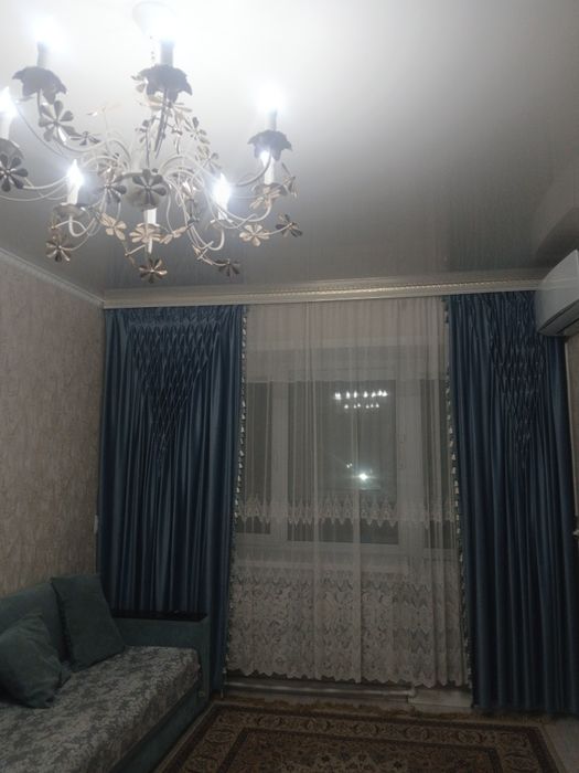 2  КОМНАТНАЯ  посуточно