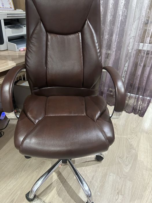 Продам Кресло офисное
