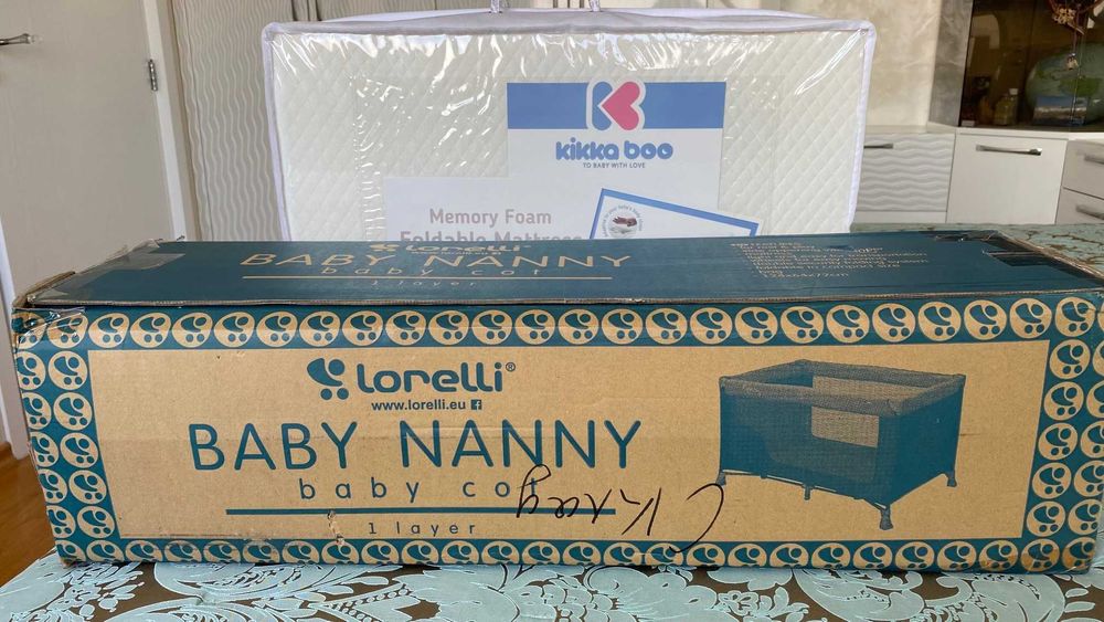 Нова, неизползвана, розова детска кошарка