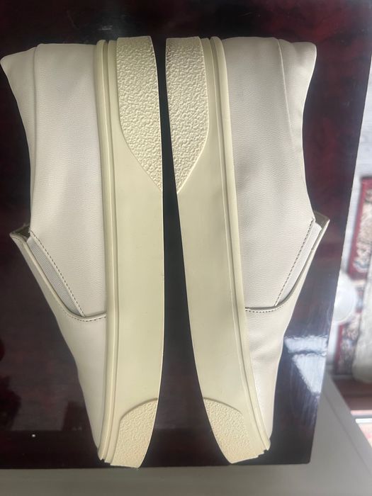 Продам макасины zara