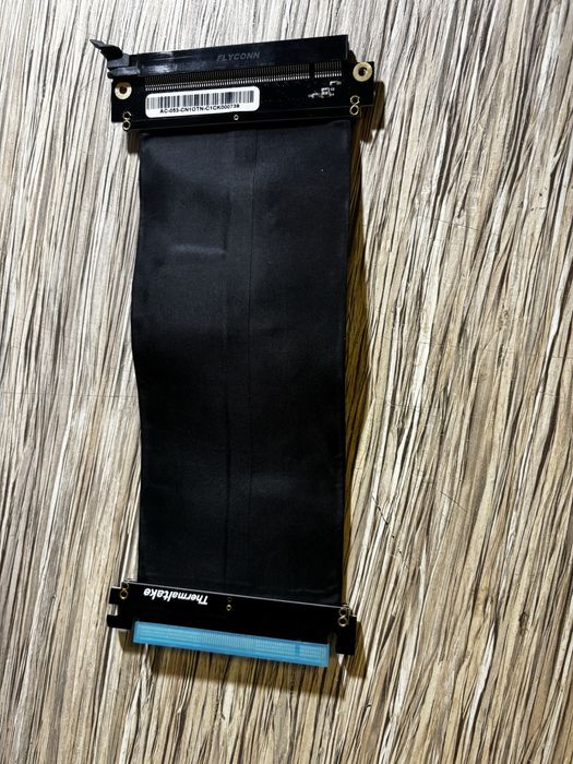 Cablu Riser PCIe Thermaltake - Extender Video Vertical