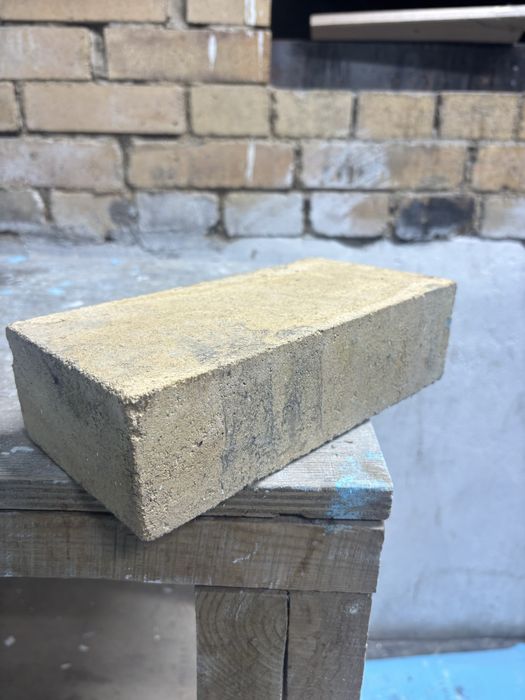 Продам кирпич, 80 тн за шт