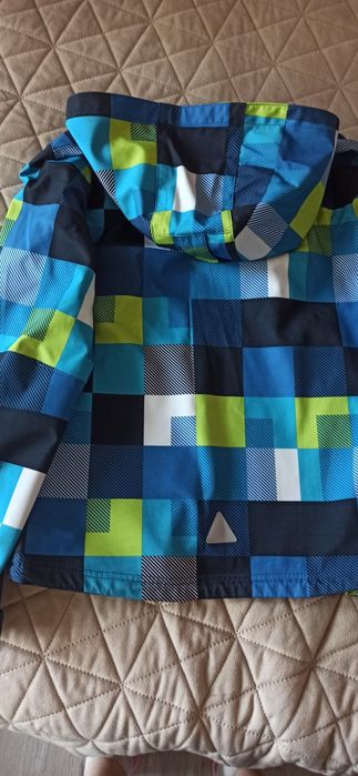 Яке за дъжд и вятър